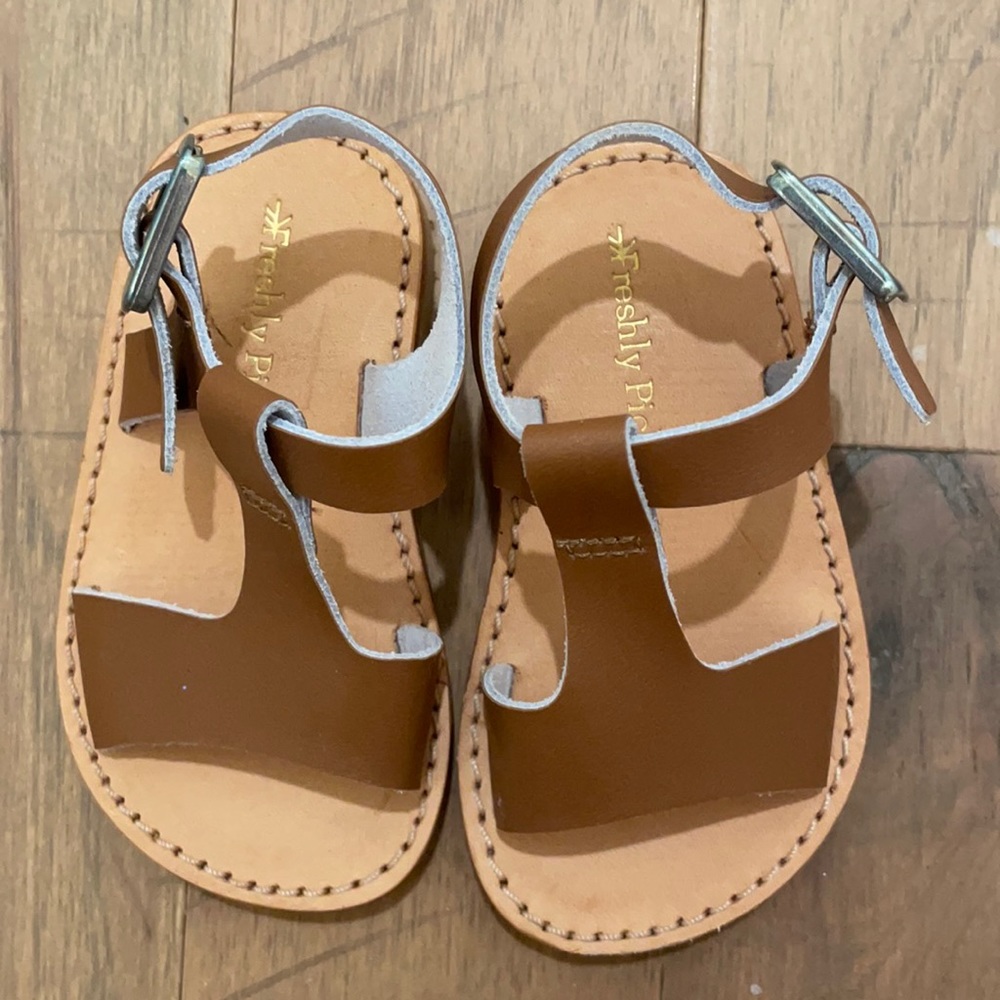 Freshly Picked leather sandals infant size 4